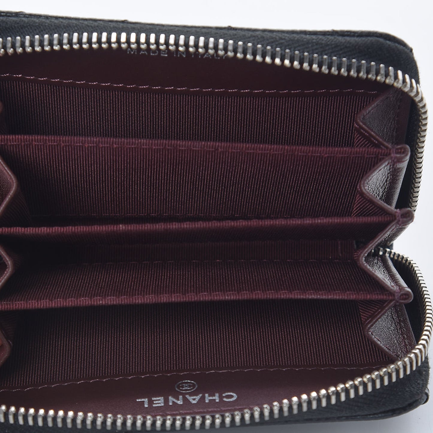 Caviar Chevron Quilted Zip Coin Purse Black