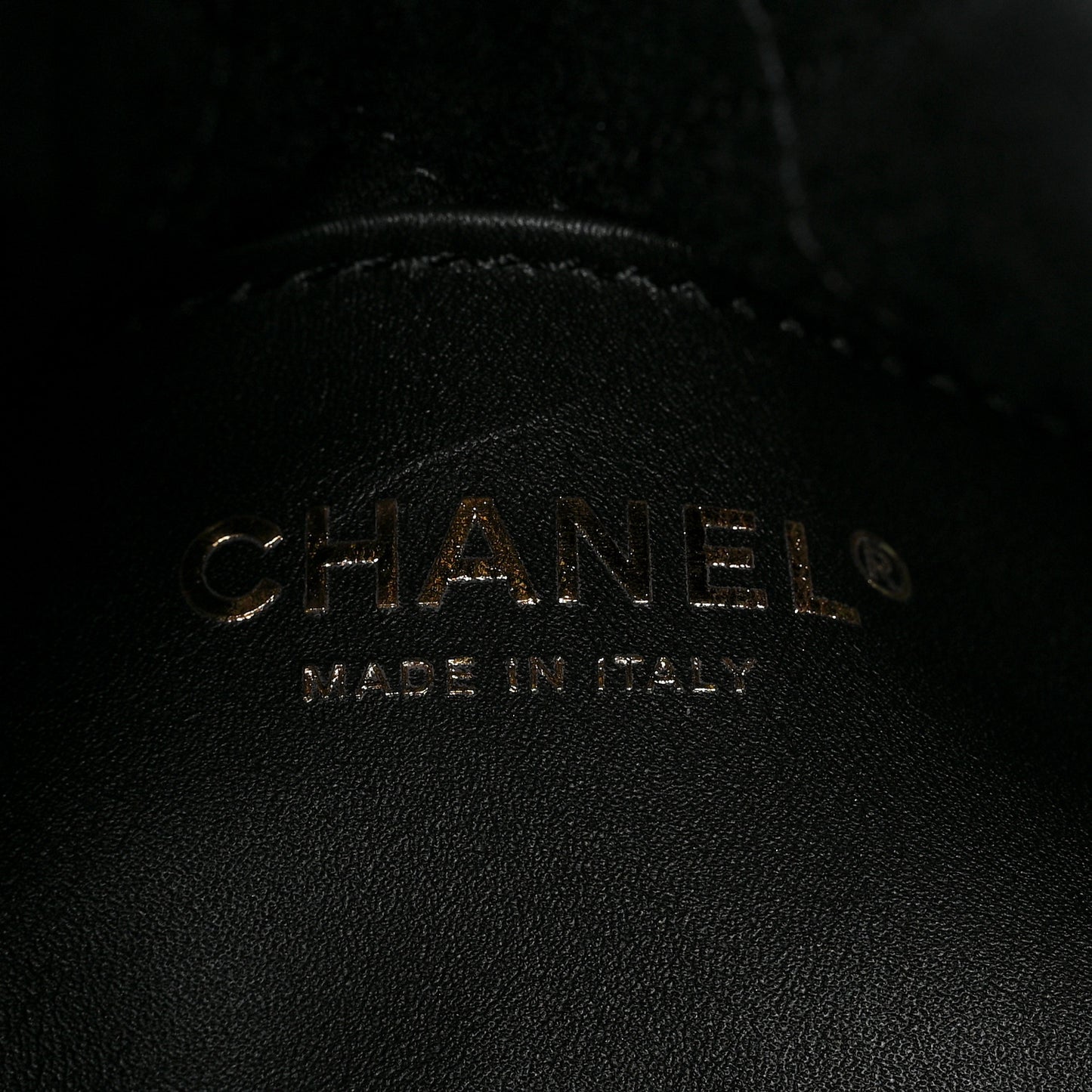Shiny Crumpled Calfskin Quilted Pearl Mini Chanel 22 Black