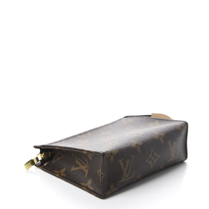 Louis Vuitton Monogram Toiletry Pouch 15 4 of 9