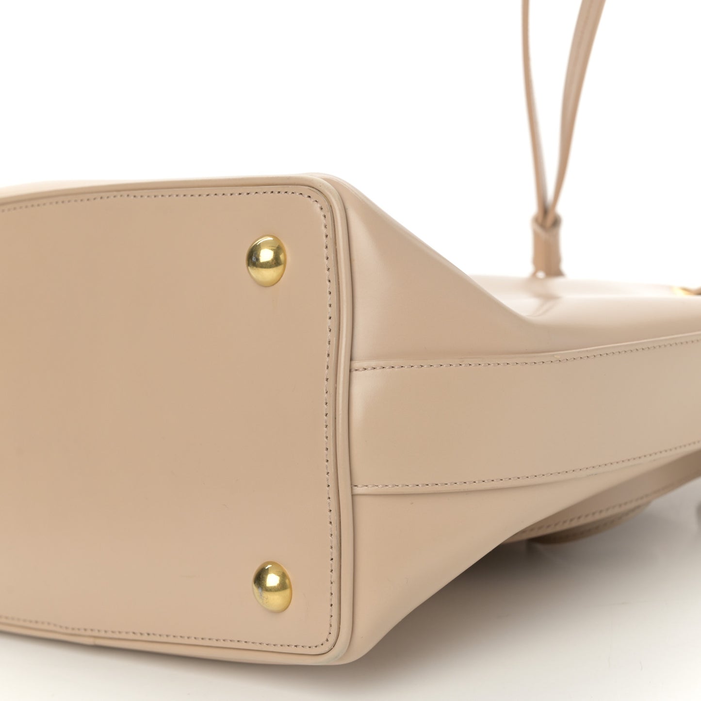 Calfskin Medium Emmanuelle Bucket Bag Nude Powder