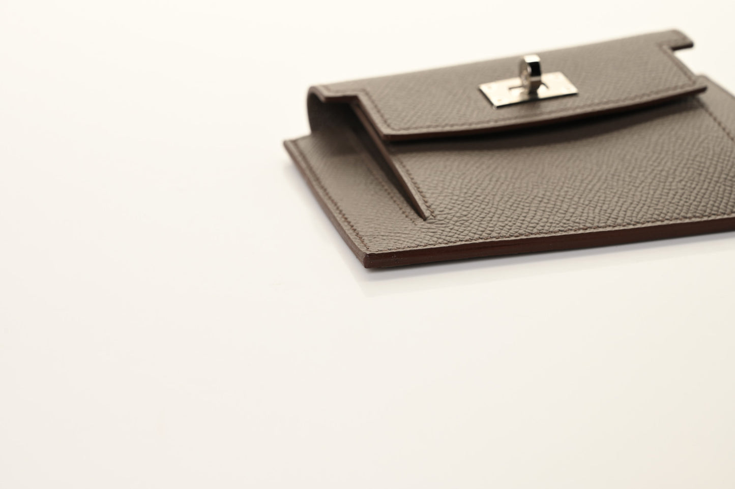 Epsom Kelly Pocket Compact Wallet Etain