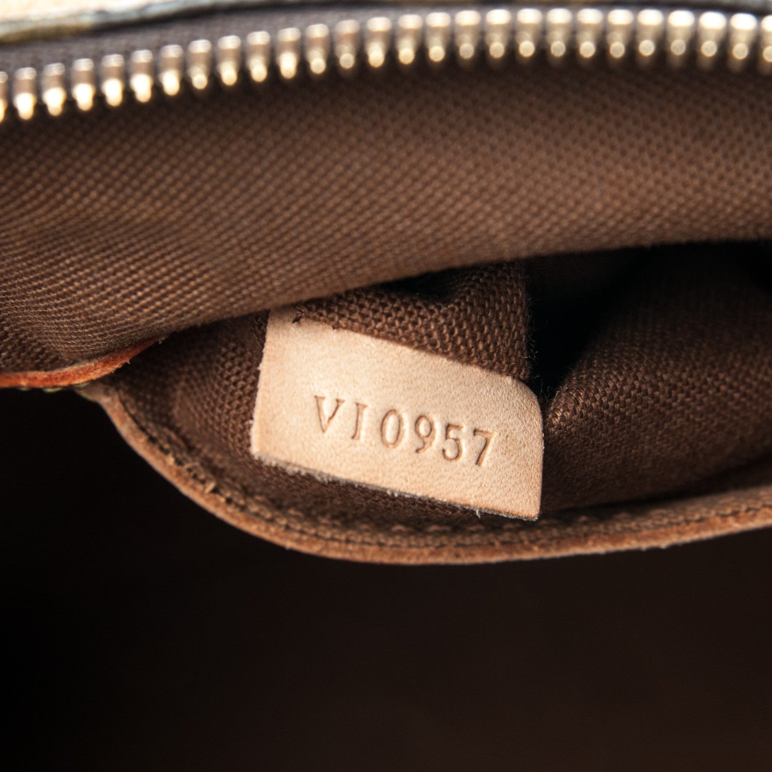 Louis Vuitton Monogram Alma PM 7 of 10