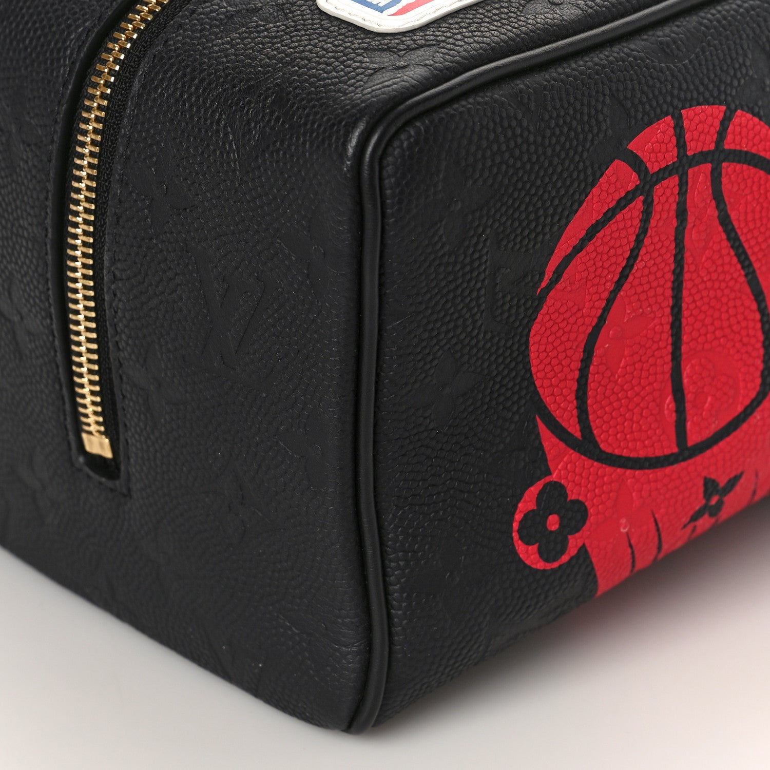 Louis Vuitton X NBA Calfskin Monogram Embossed Cloakroom Dopp Kit Black 7 of 7