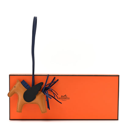 Hermes Milo Lambskin Grigri Rodeo Pegase Horse Bag Charm PM Sesame Black Bleu Saphir 5 of 5