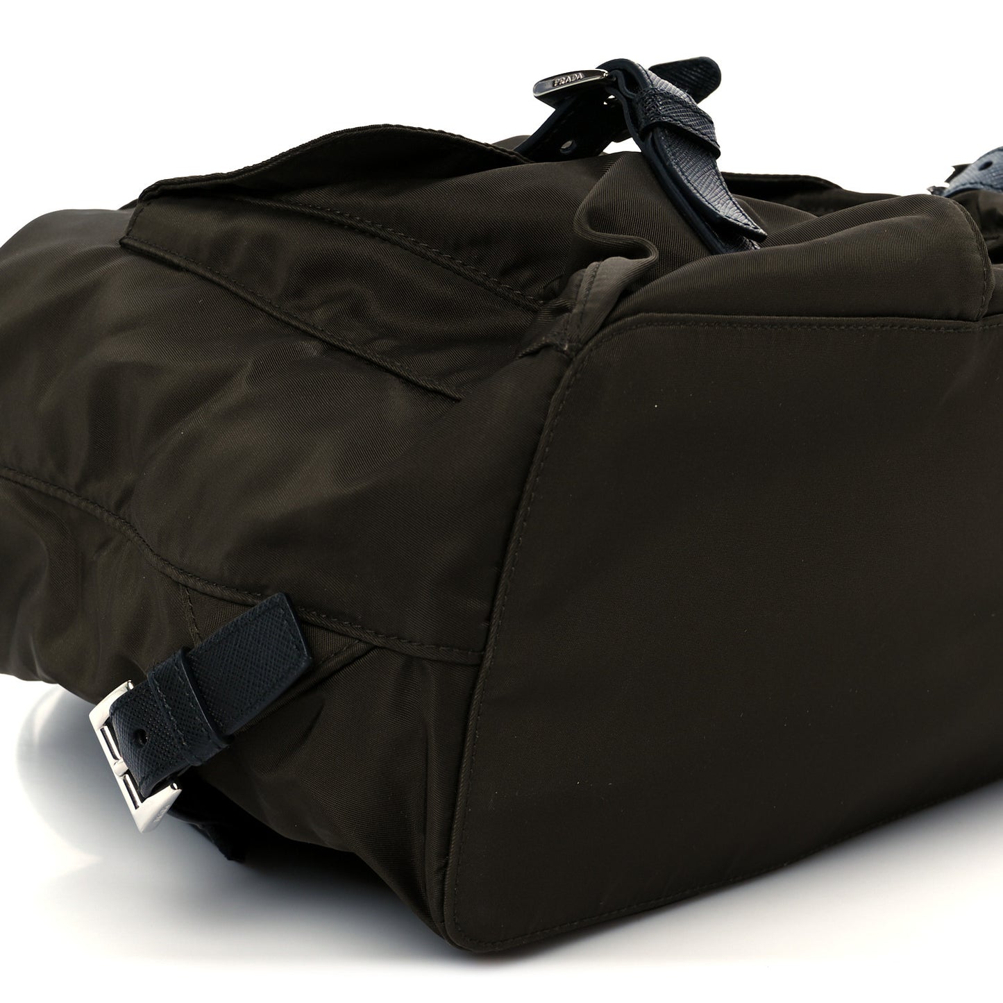 Nylon Vela Medium Backpack Tundra