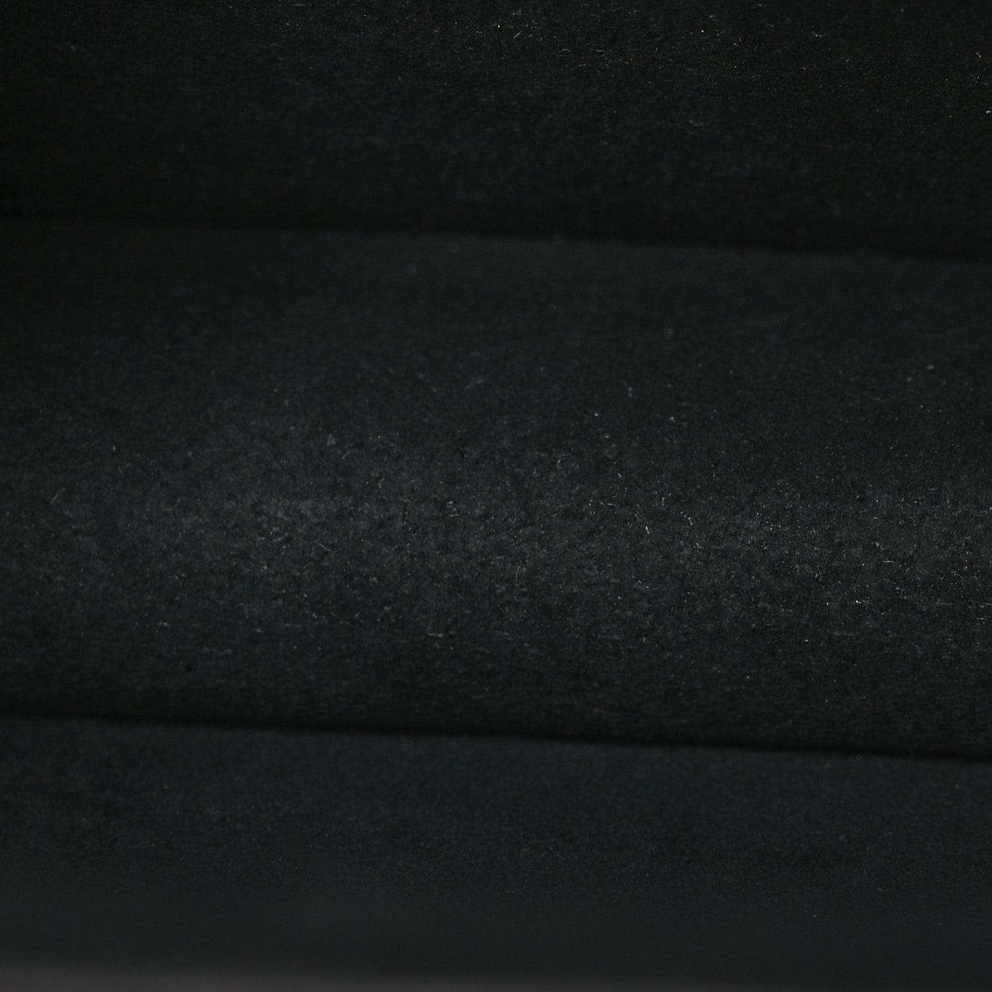 Reverse Monogram Dauphine MM