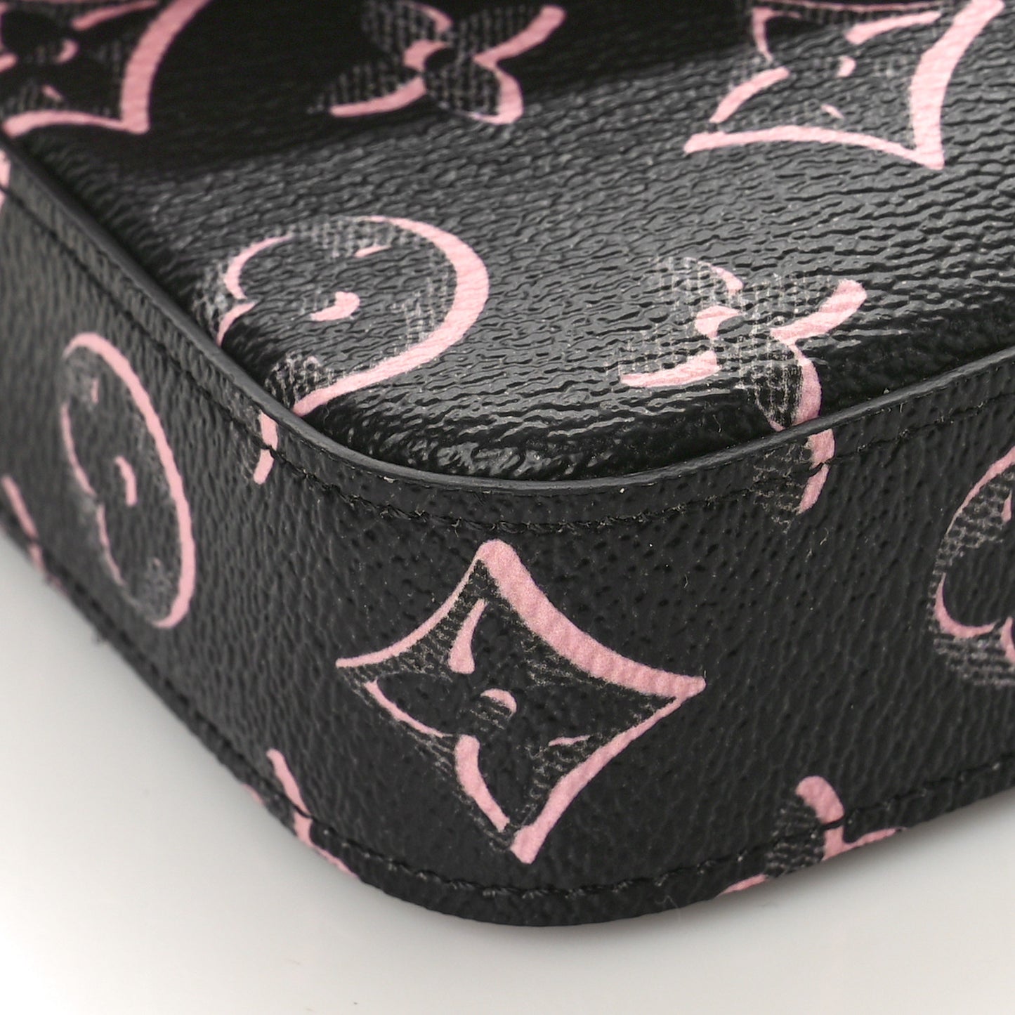 Monogram Fall For You Felicie Strap & Go Black