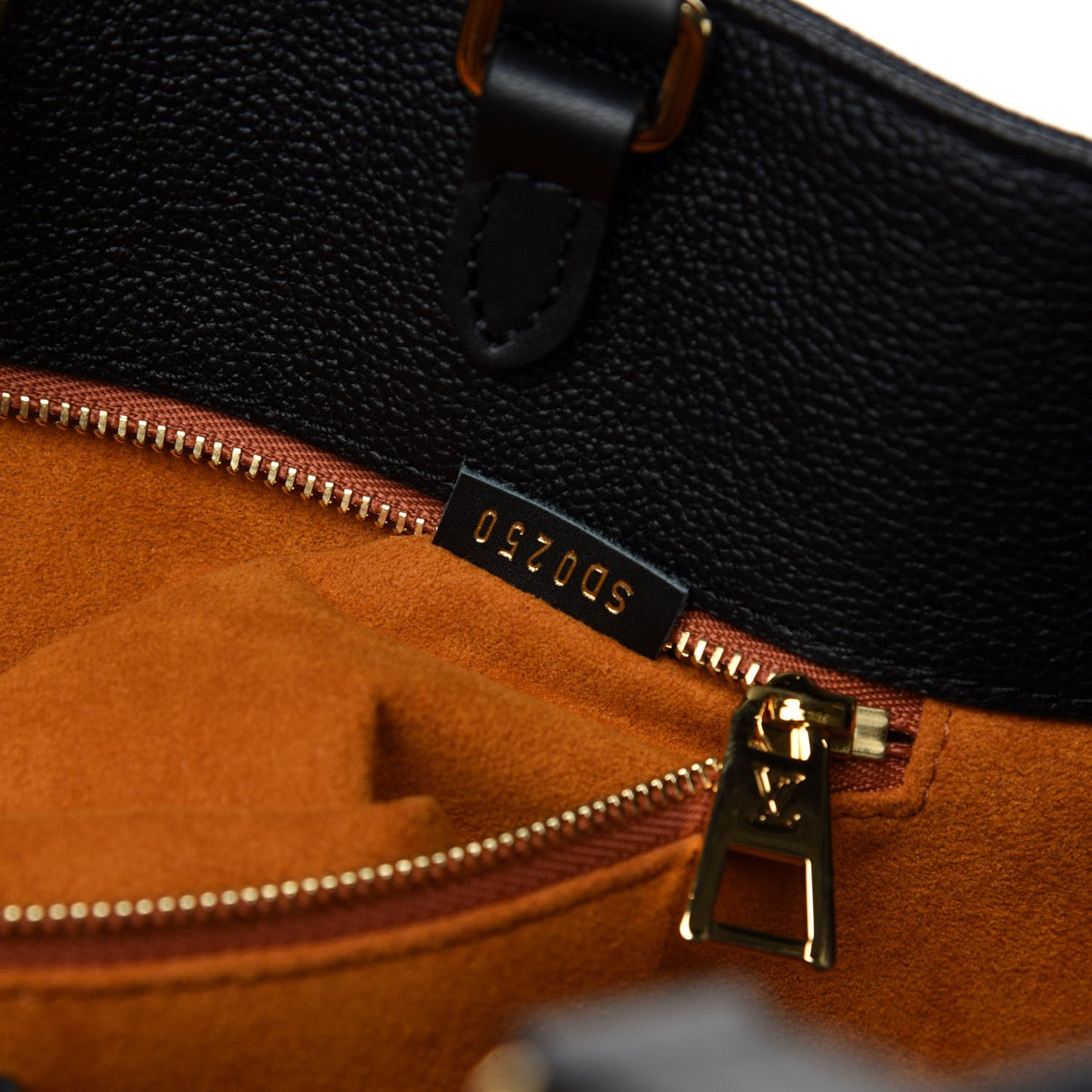 Empreinte Monogram Giant Onthego GM Black