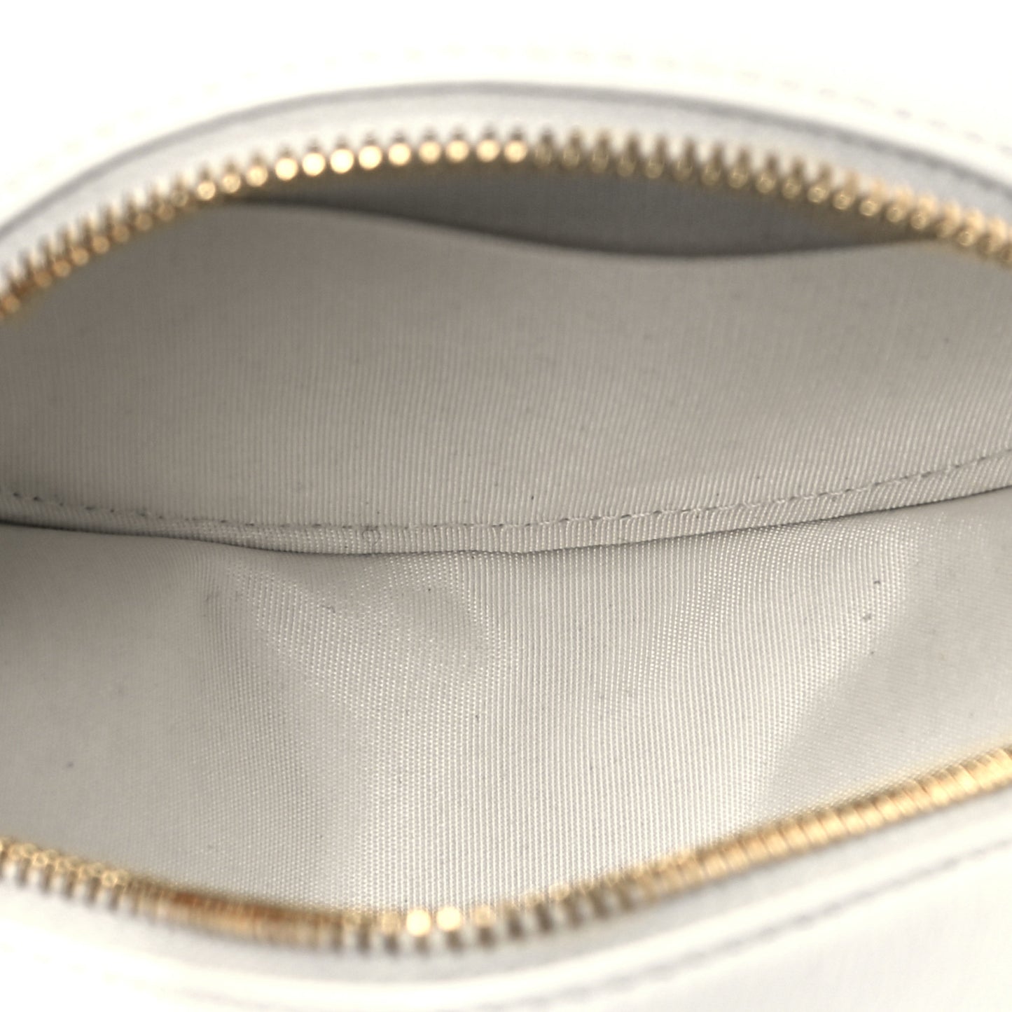 Goatskin Quilted Chanel 19 Round Clutch With Chain White
