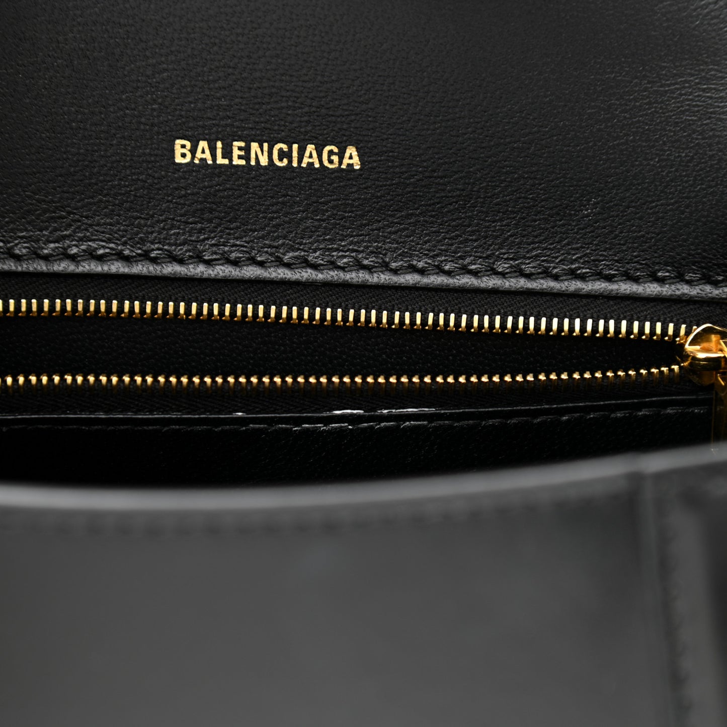 Shiny Box Calfskin Small Hourglass Top Handle Bag Black