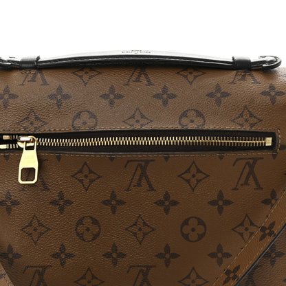 Louis Vuitton Reverse Monogram Pochette Metis 19 of 19
