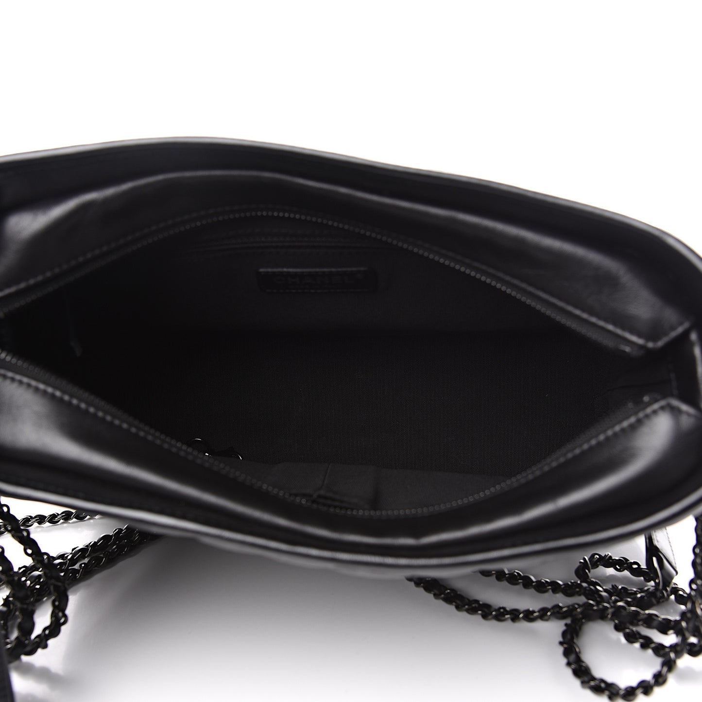 Aged Calfskin Chevron Quilted Medium Gabrielle Hobo Black