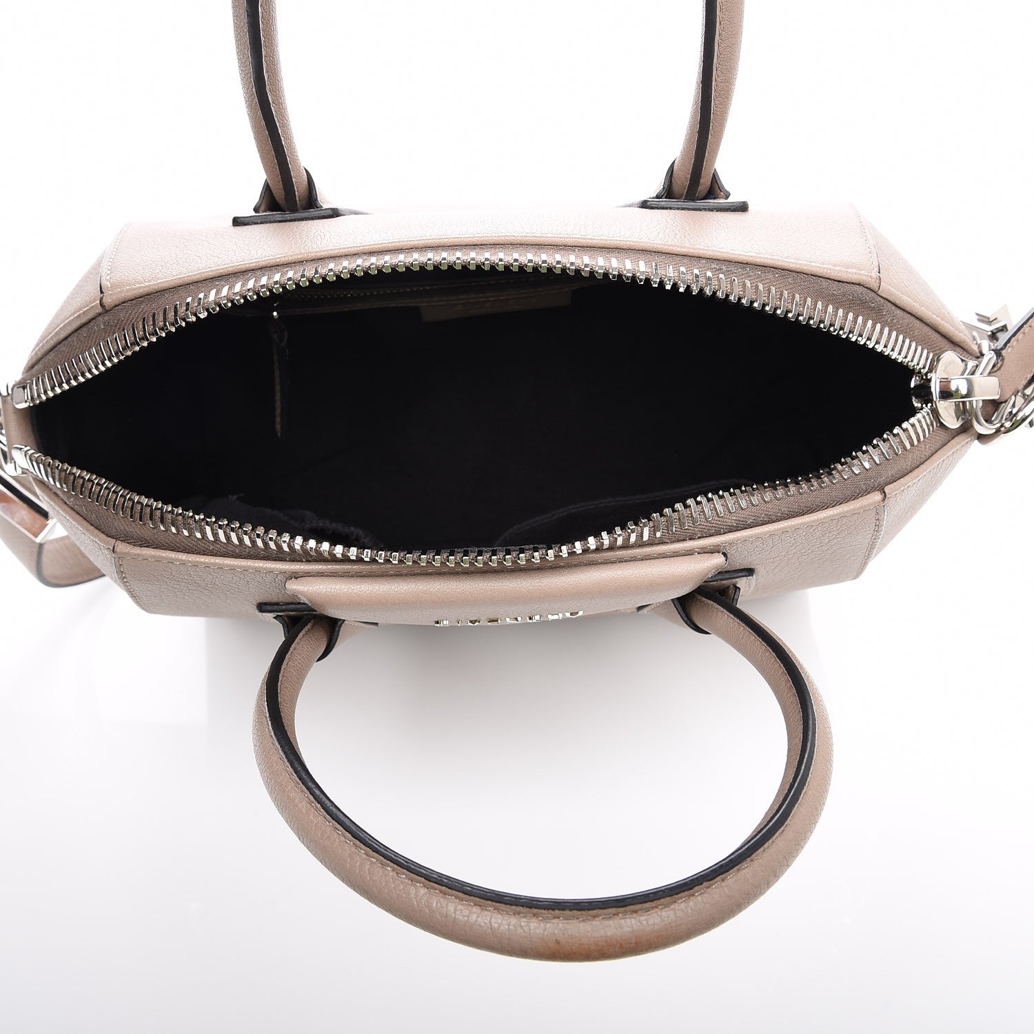Givenchy Sugar Goatskin Small Antigona Mastic 5 of 9