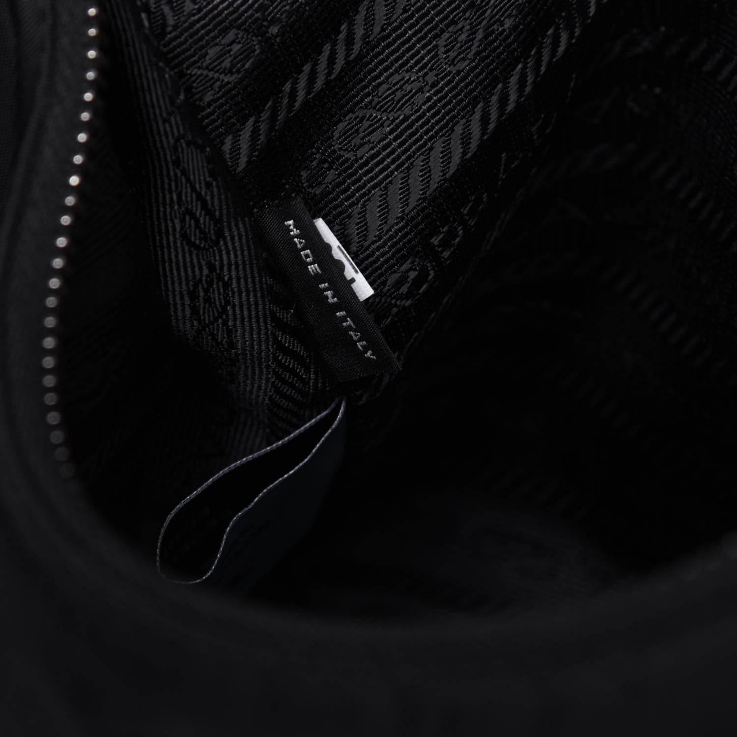 Prada Nylon Re-Edition 2005 Shoulder Bag Black 10 of 17