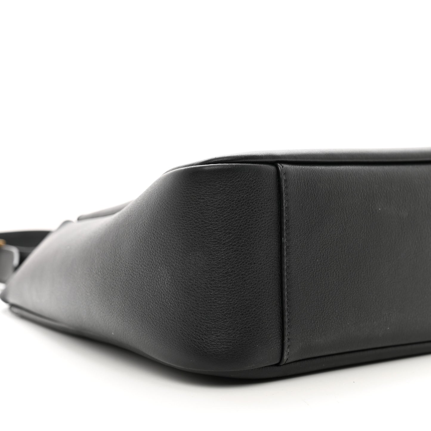 Smooth Calfskin Small Le 5 A 7 Soft Hobo Black