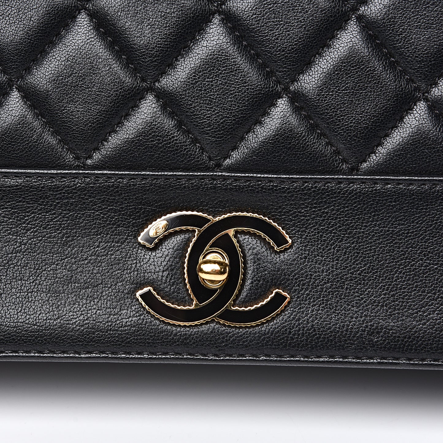 Sheepskin Quilted Vintage Mademoiselle Flap Black