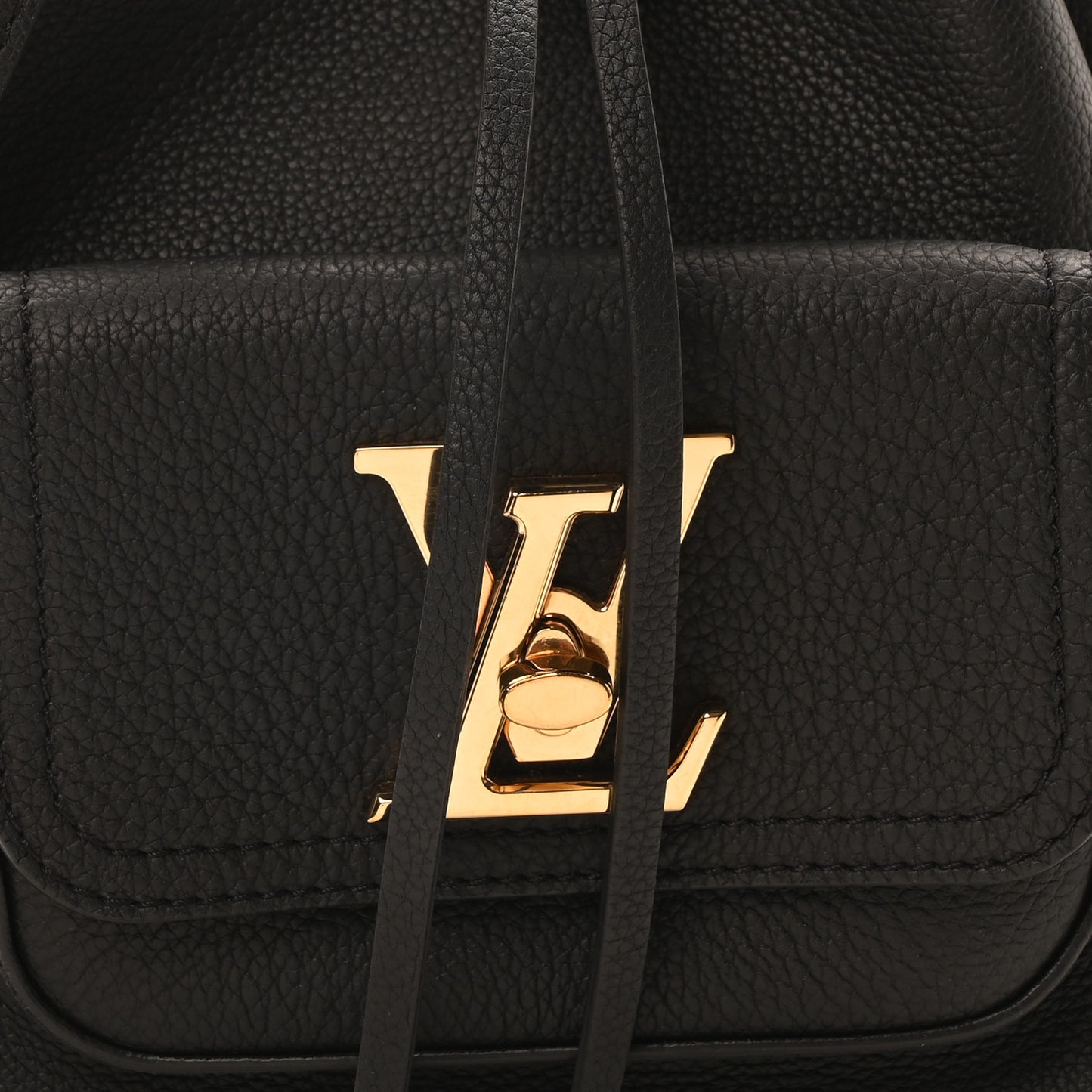 Calfskin Lockme Bucket MM Black