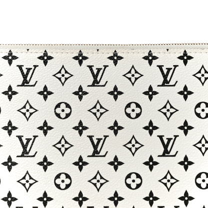 Louis Vuitton Monogram Giant Neverfull MM GM Pochette White 8 of 10
