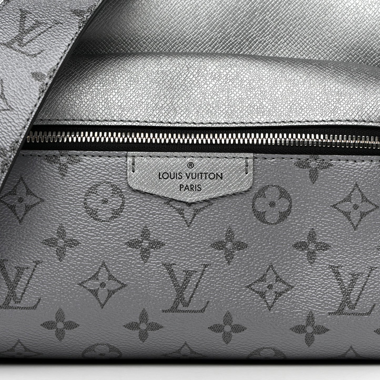Taigarama Outdoor Messenger Gunmetal