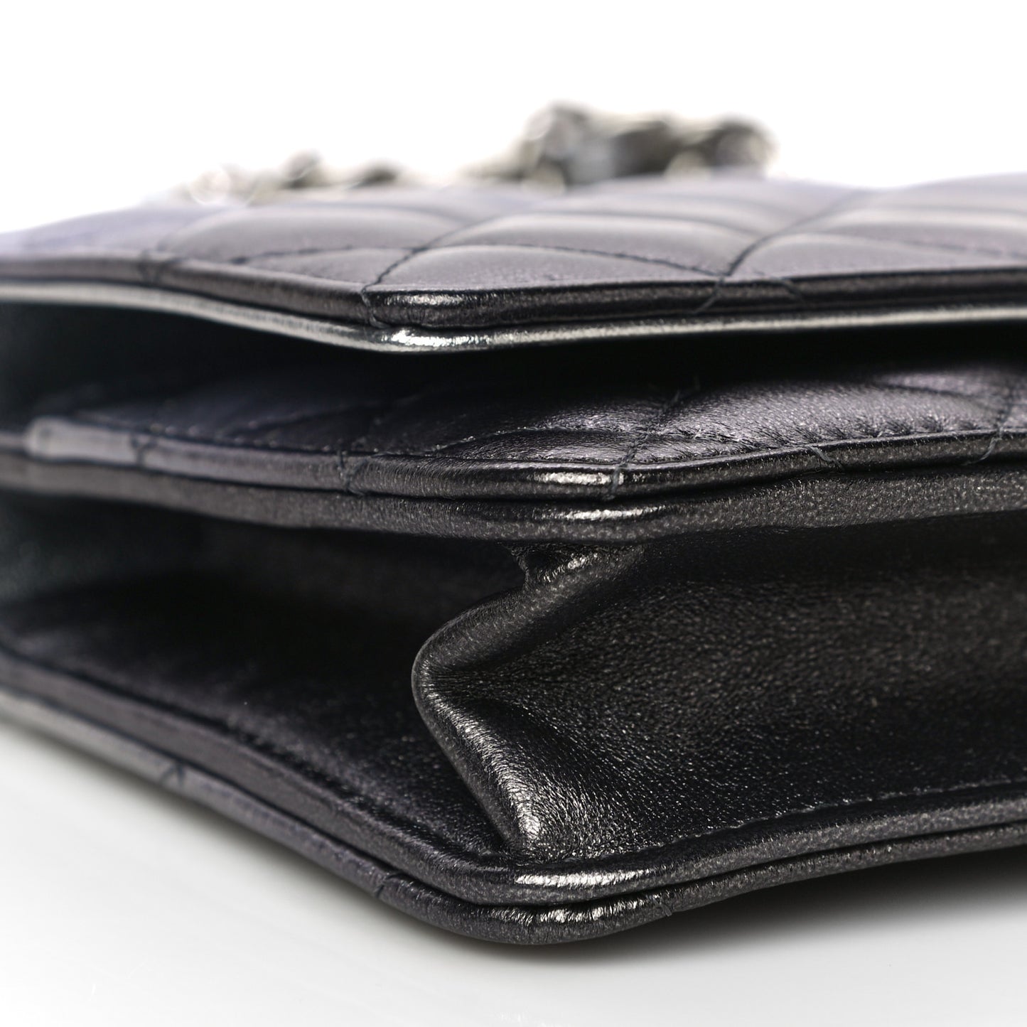 Gradient Metallic Lambskin Quilted Like A Wallet Wallet On Chain WOC Silvery Black