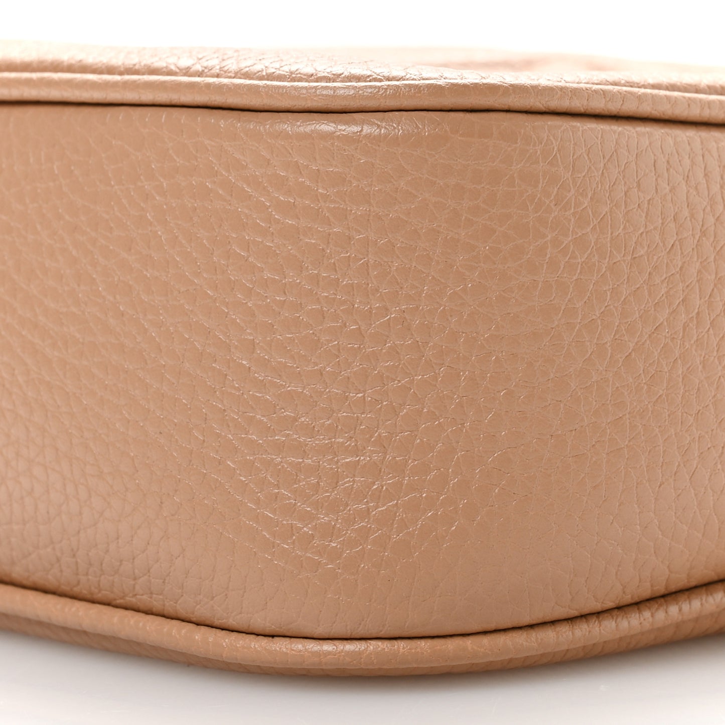 Pebbled Calfskin Small Soho Disco Bag Camelia