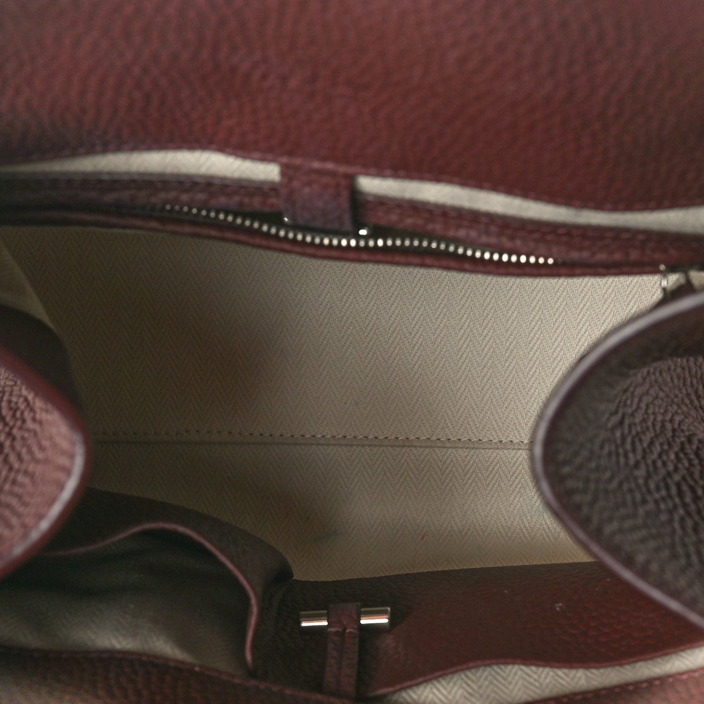 Matte Grained Calfskin Soft Margaux 12 Jam