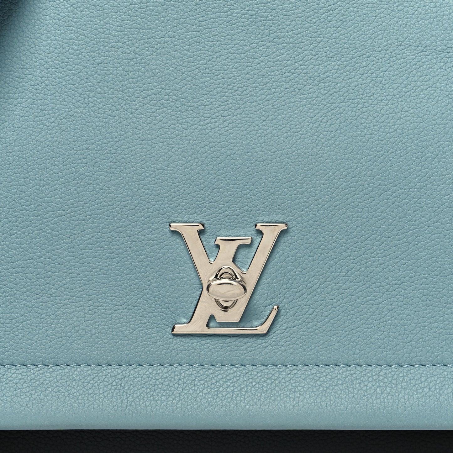 Soft Calfskin Lockme II Top Handle Sky