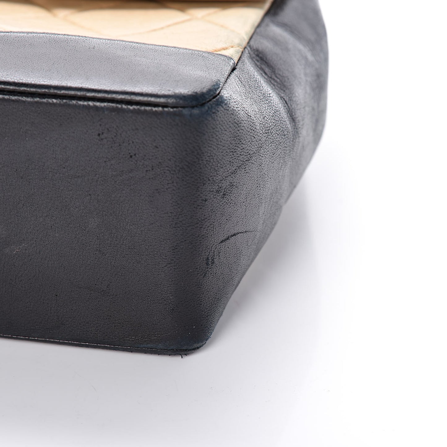 Lambskin Quilted Medium Single Flap Beige Black