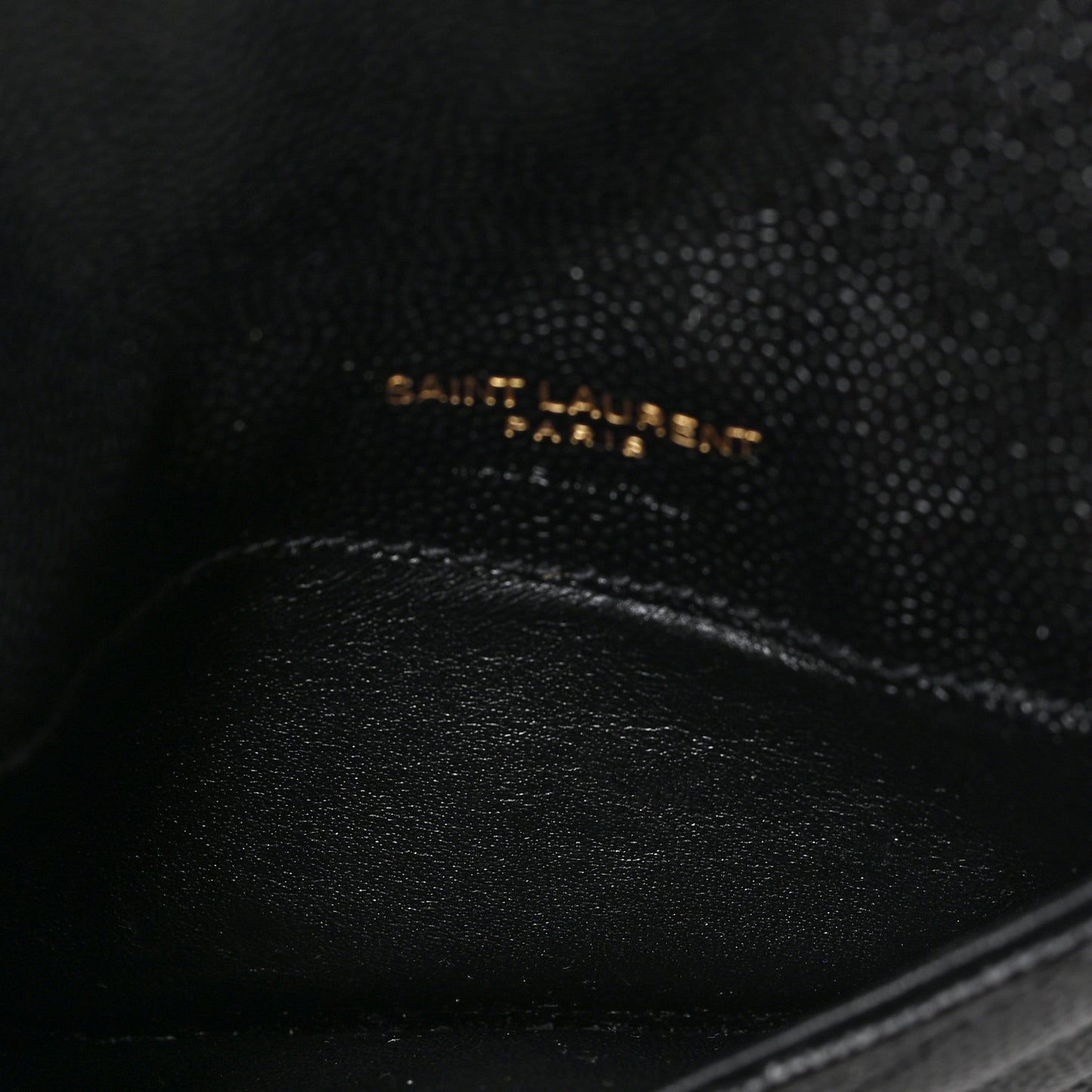 Grain De Poudre Matelasse Chevron Monogram Compact Wallet Black