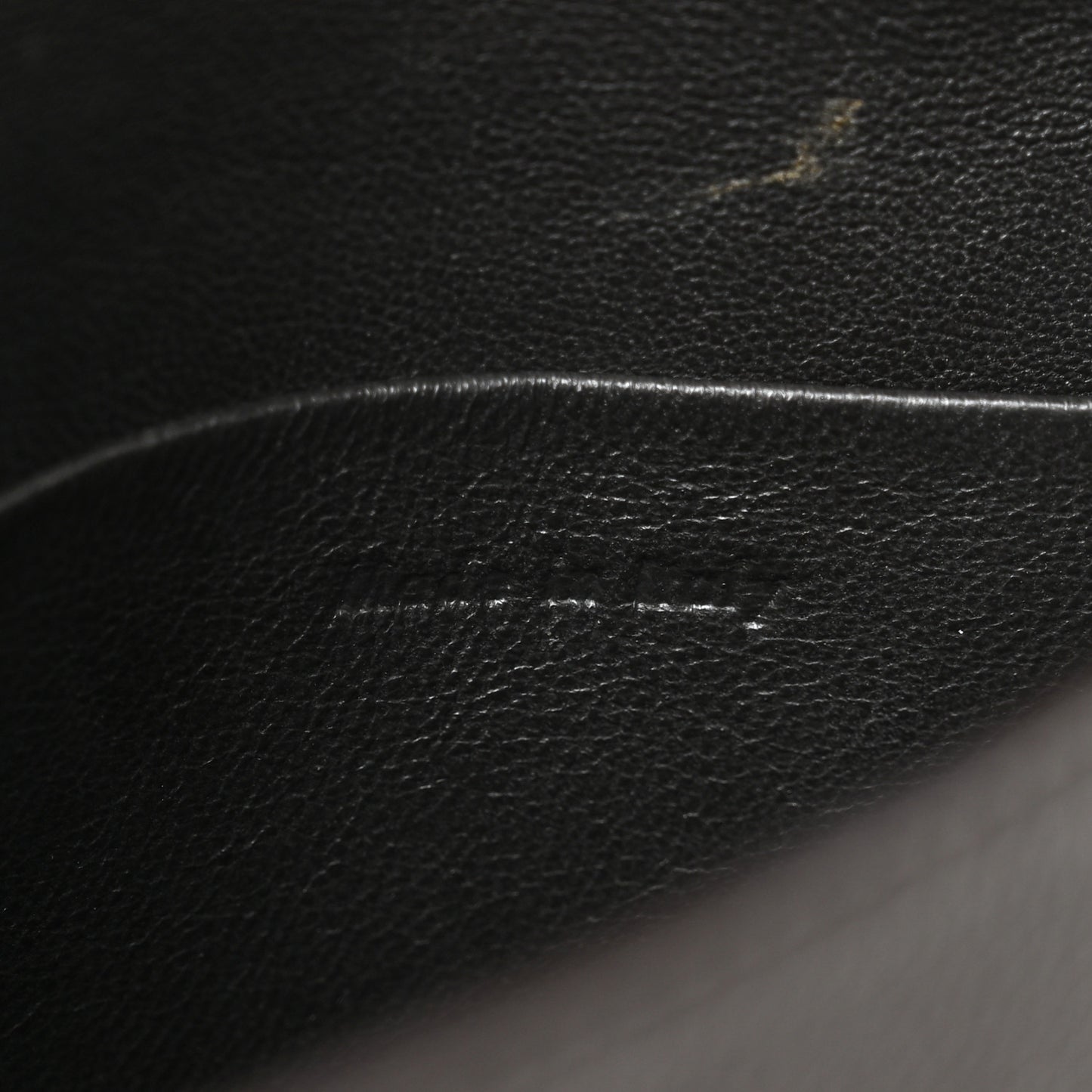 Grained Calfskin Small Trotteur Black