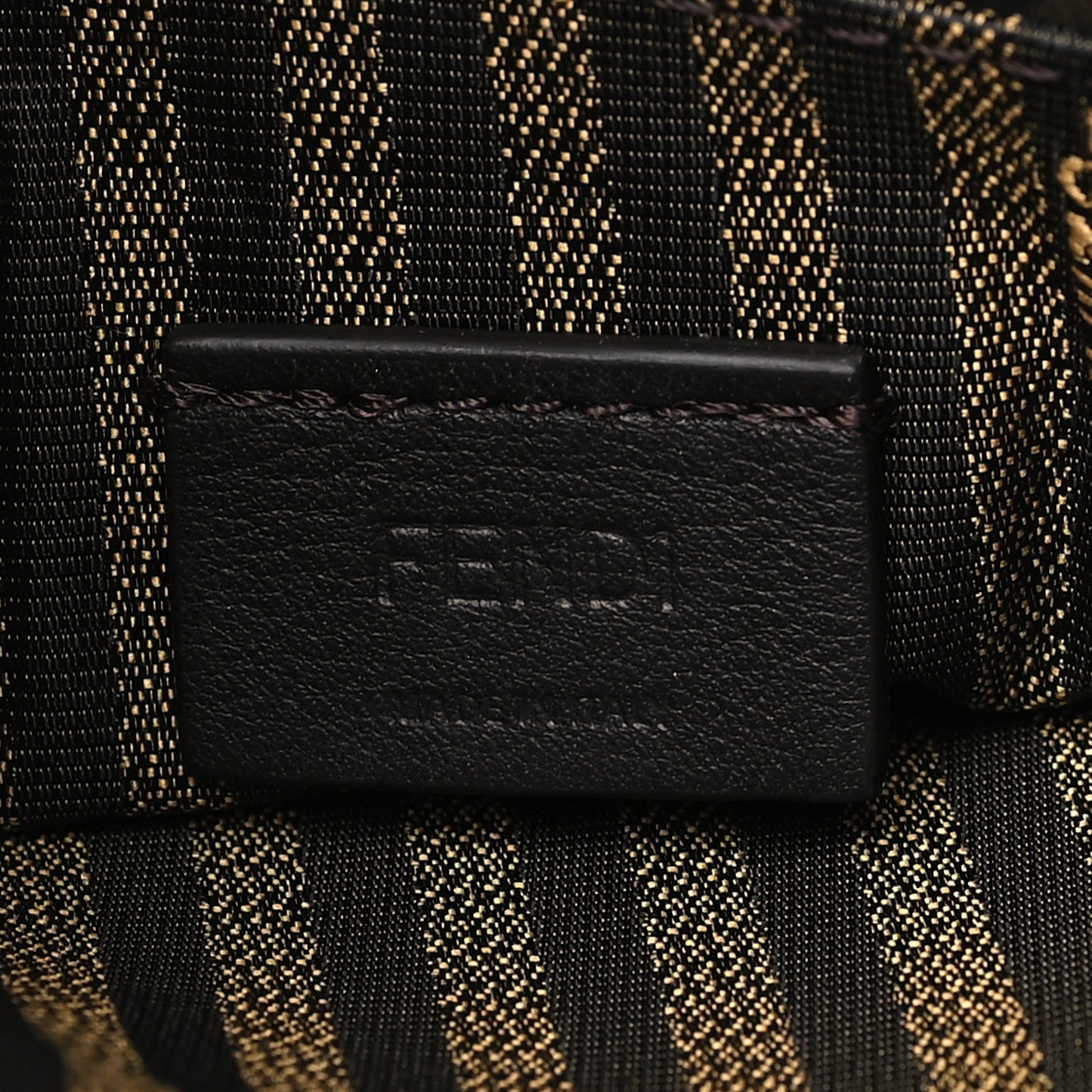 Vitello Palmellato Wallet on Chain with Pouches Camelia