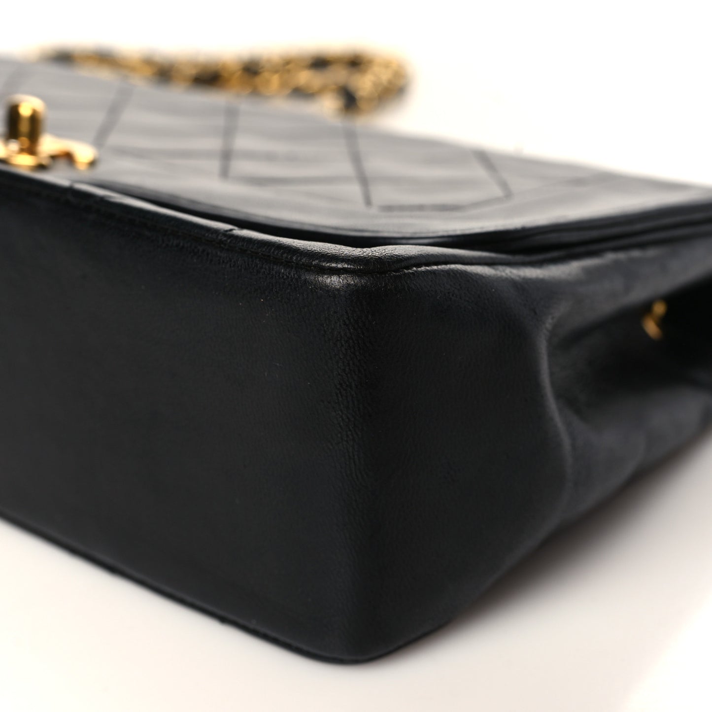 Lambskin Quilted Medium Single Flap Black