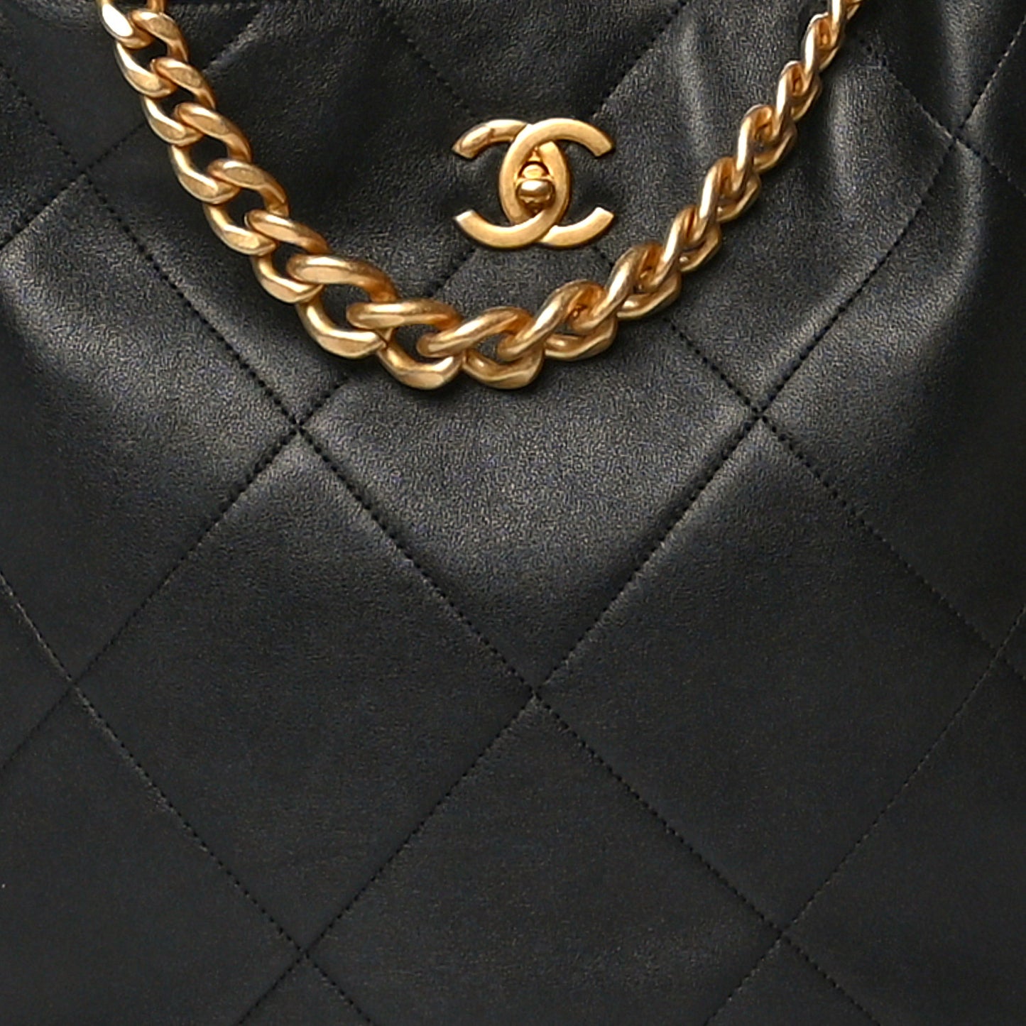 Lambskin Quilted Large CC Chain Hobo Black