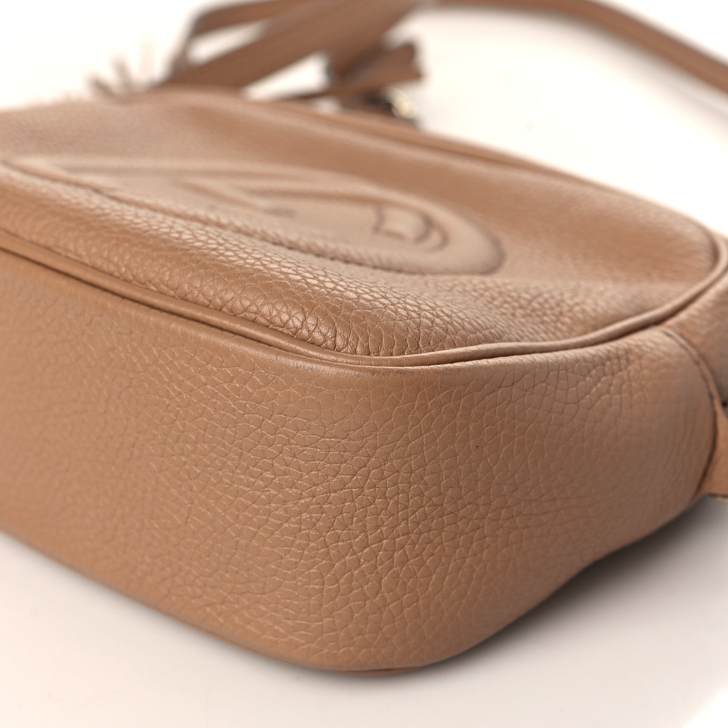 Gucci Pebbled Calfskin Small Soho Disco Bag Camelia 9 of 10