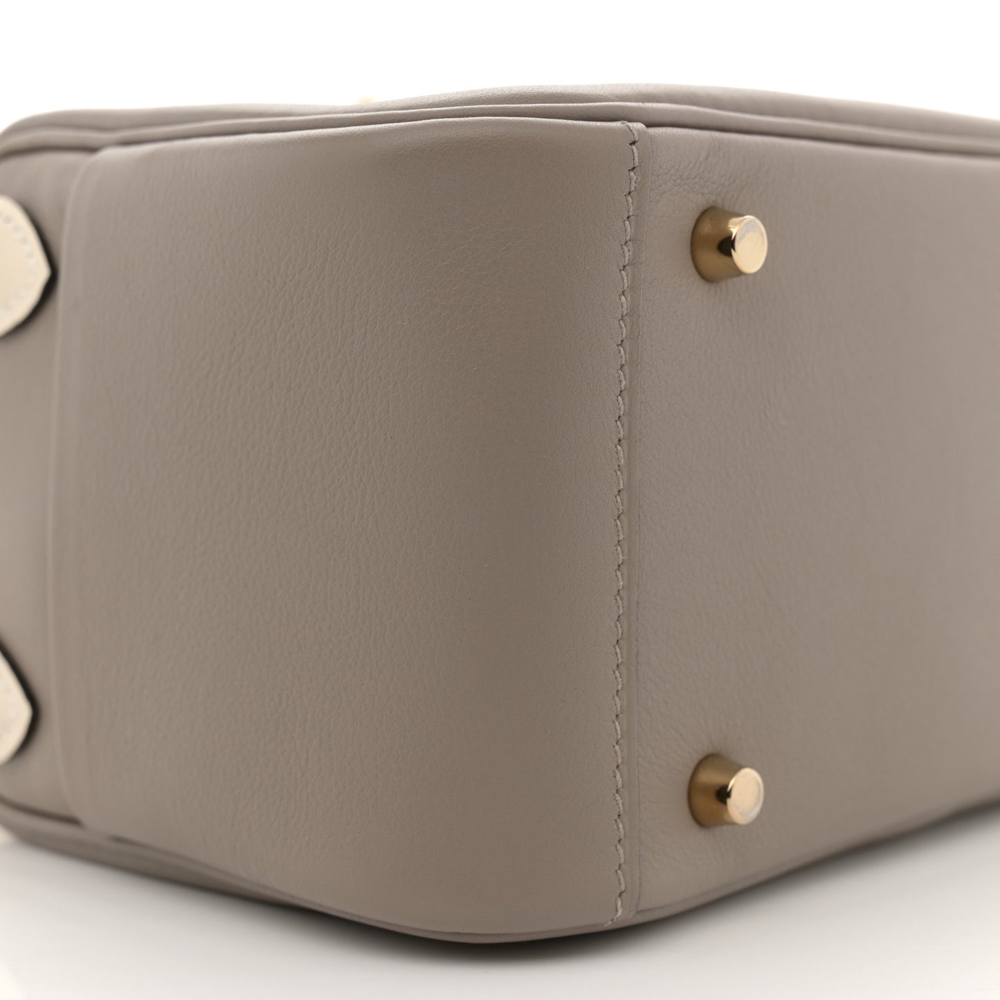 Swift Horseshoe Mini Lindy 20 Gris Asphalte Nata