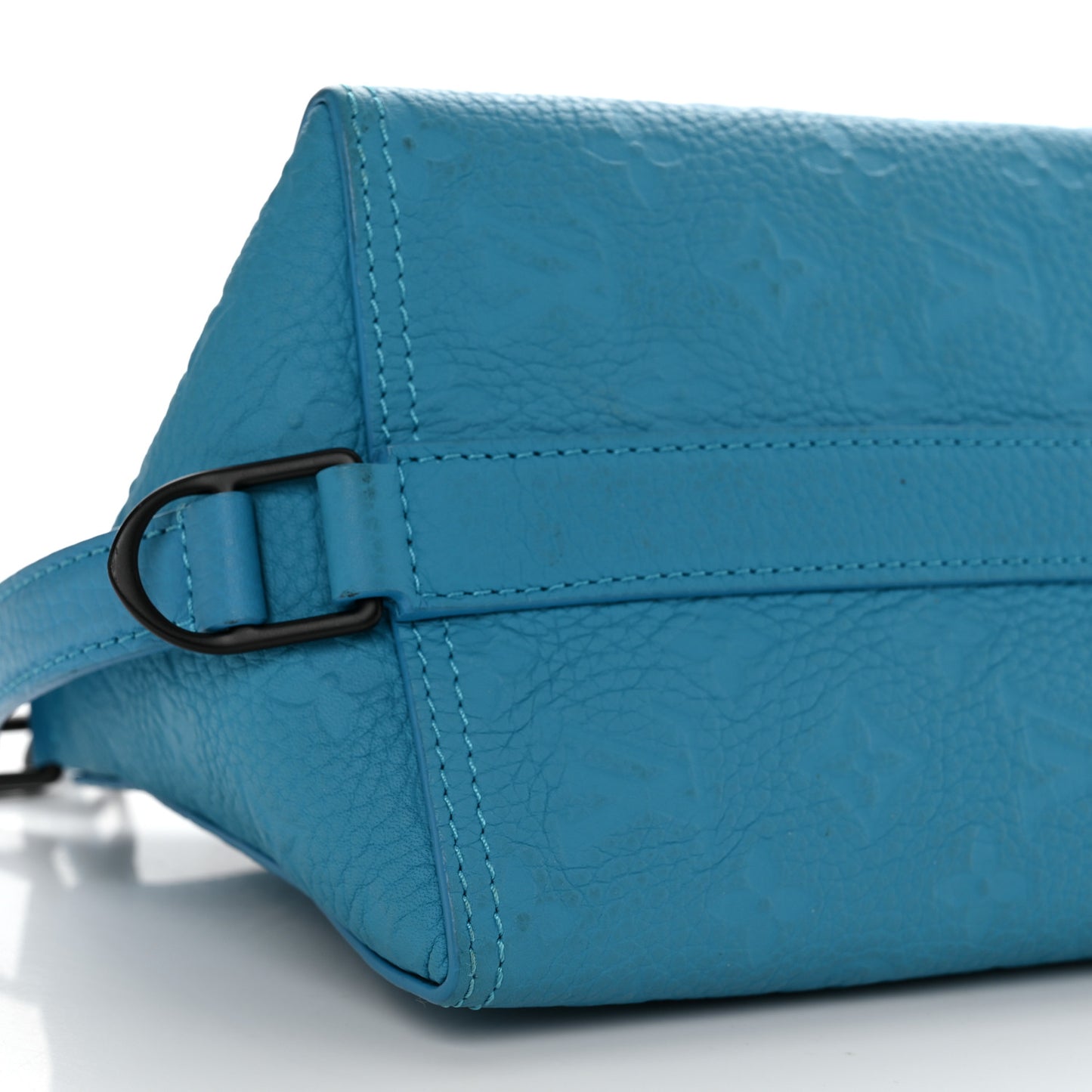 Taurillon Monogram Triangle Messenger Turquoise