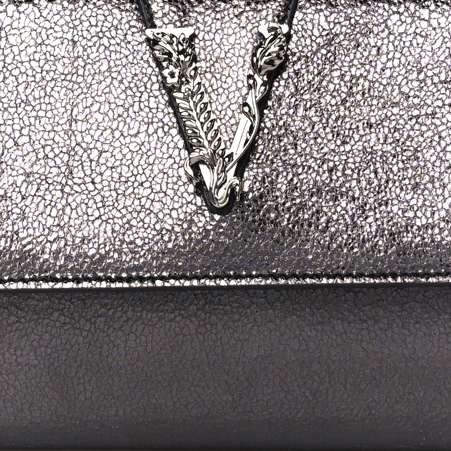 Metallic Calfksin Virtus Wallet On Chain Grey