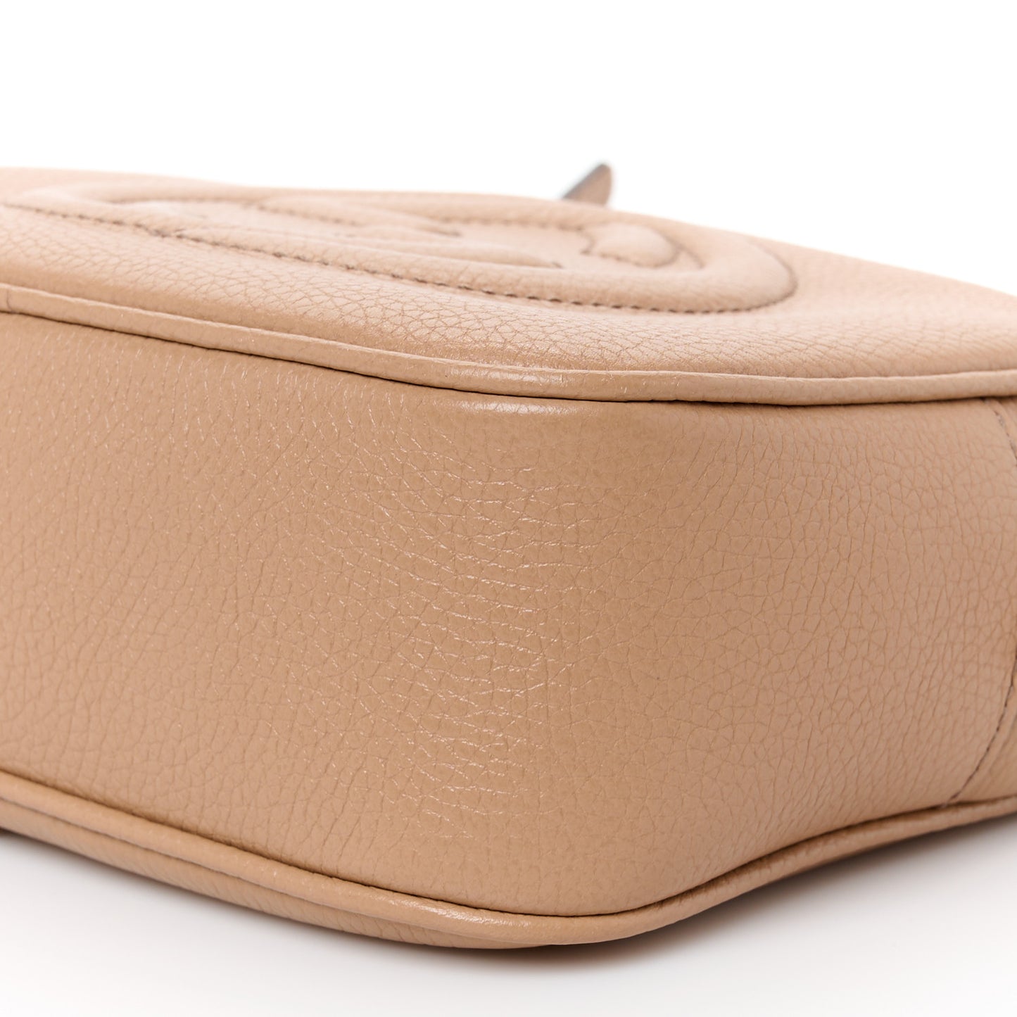 Pebbled Calfskin Small Soho Disco Bag Camelia