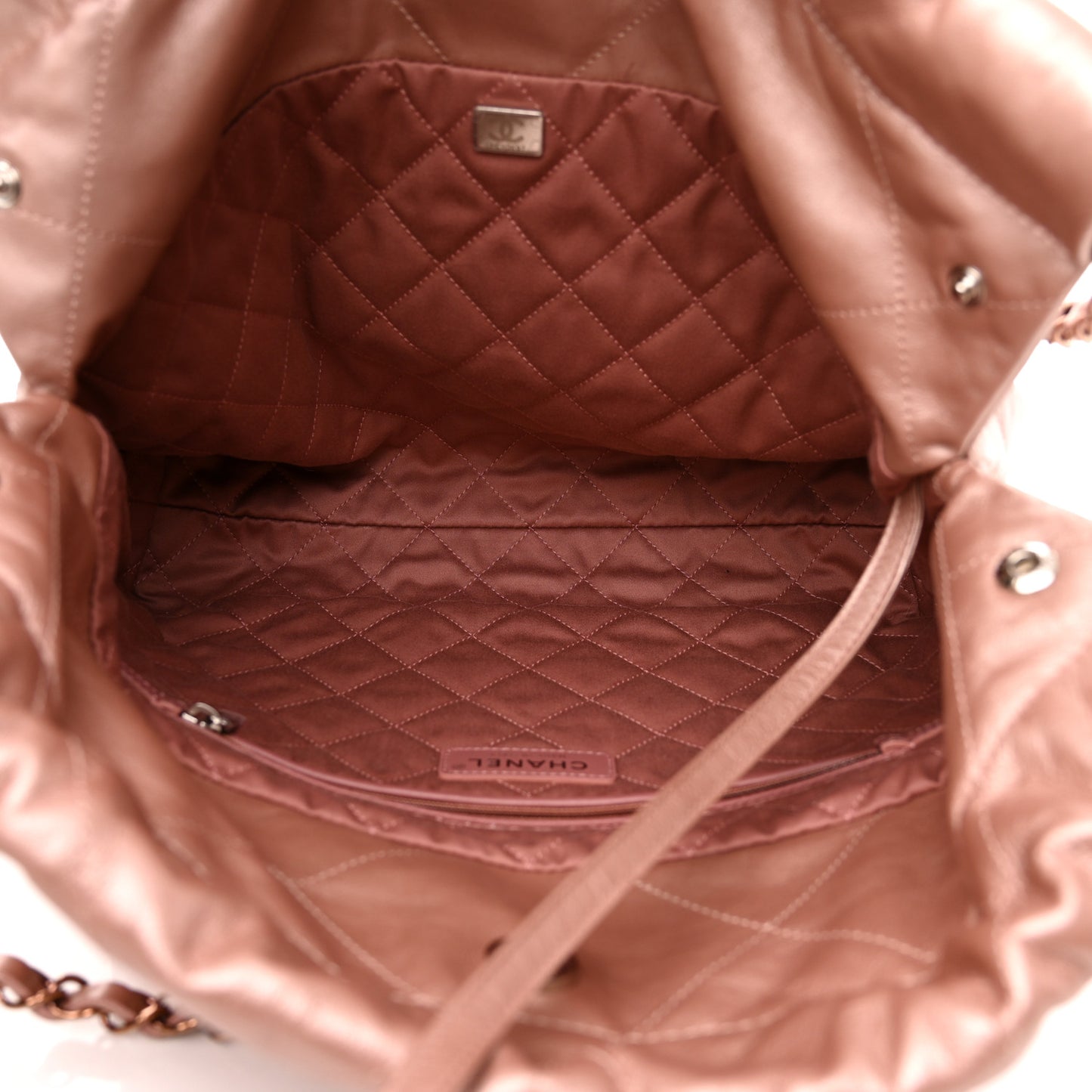 Metallic Calfskin Quilted Small Chanel 22 Pink