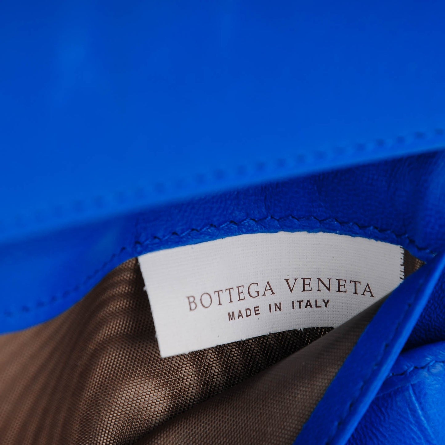 Nappa Intrecciato Continental Wallet Signal Blue