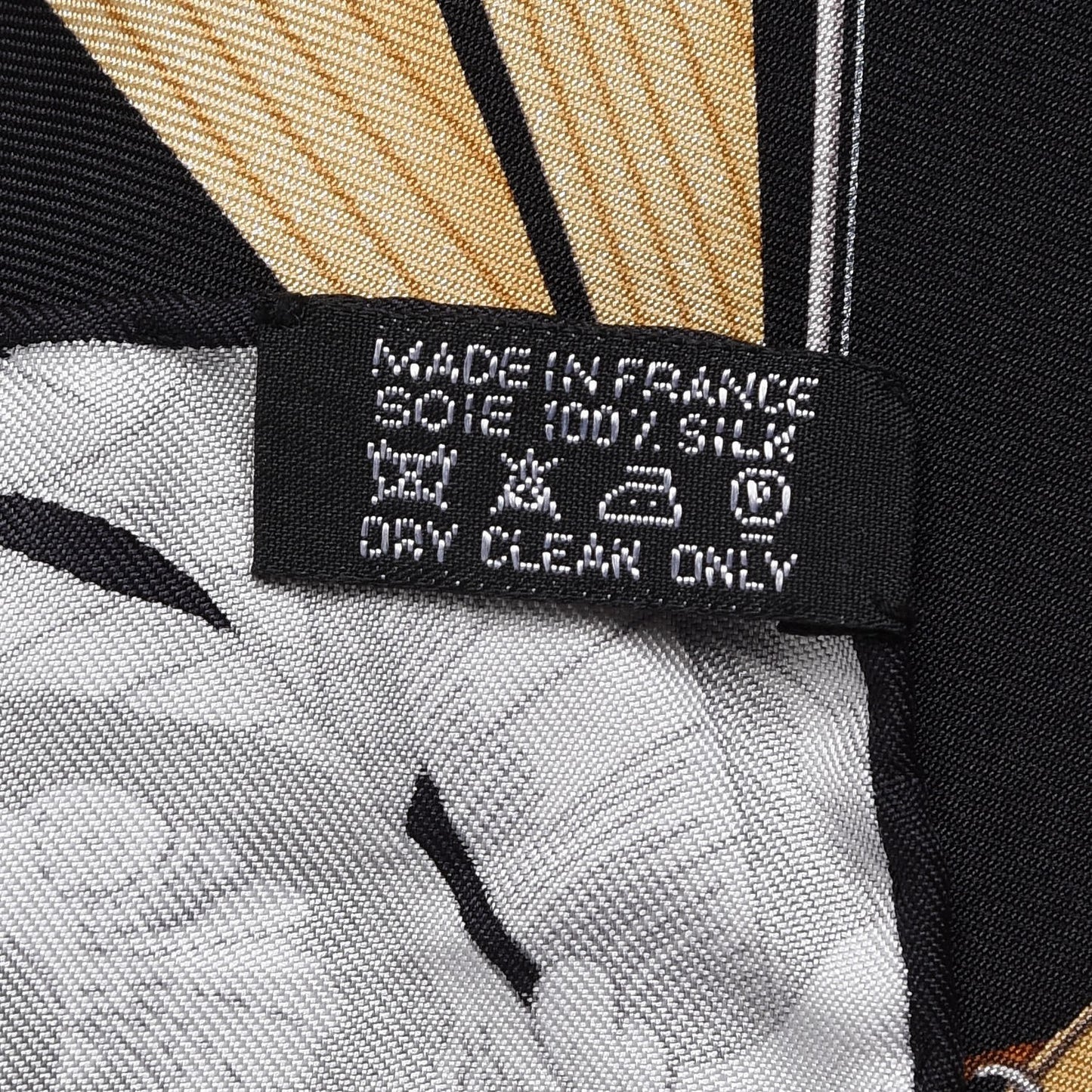 Silk Tous Les Bateaux Du Monde Scarf 90