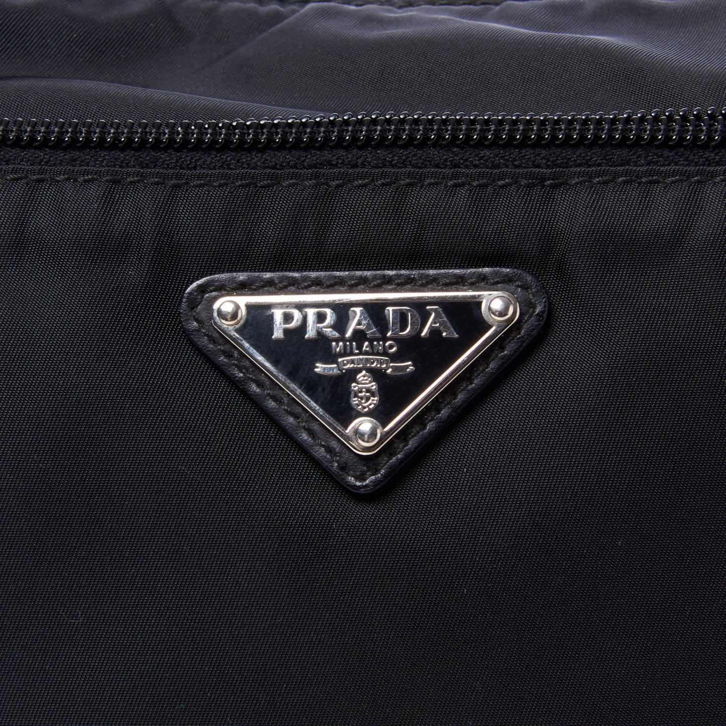 Nylon Flat Messenger Bag Black