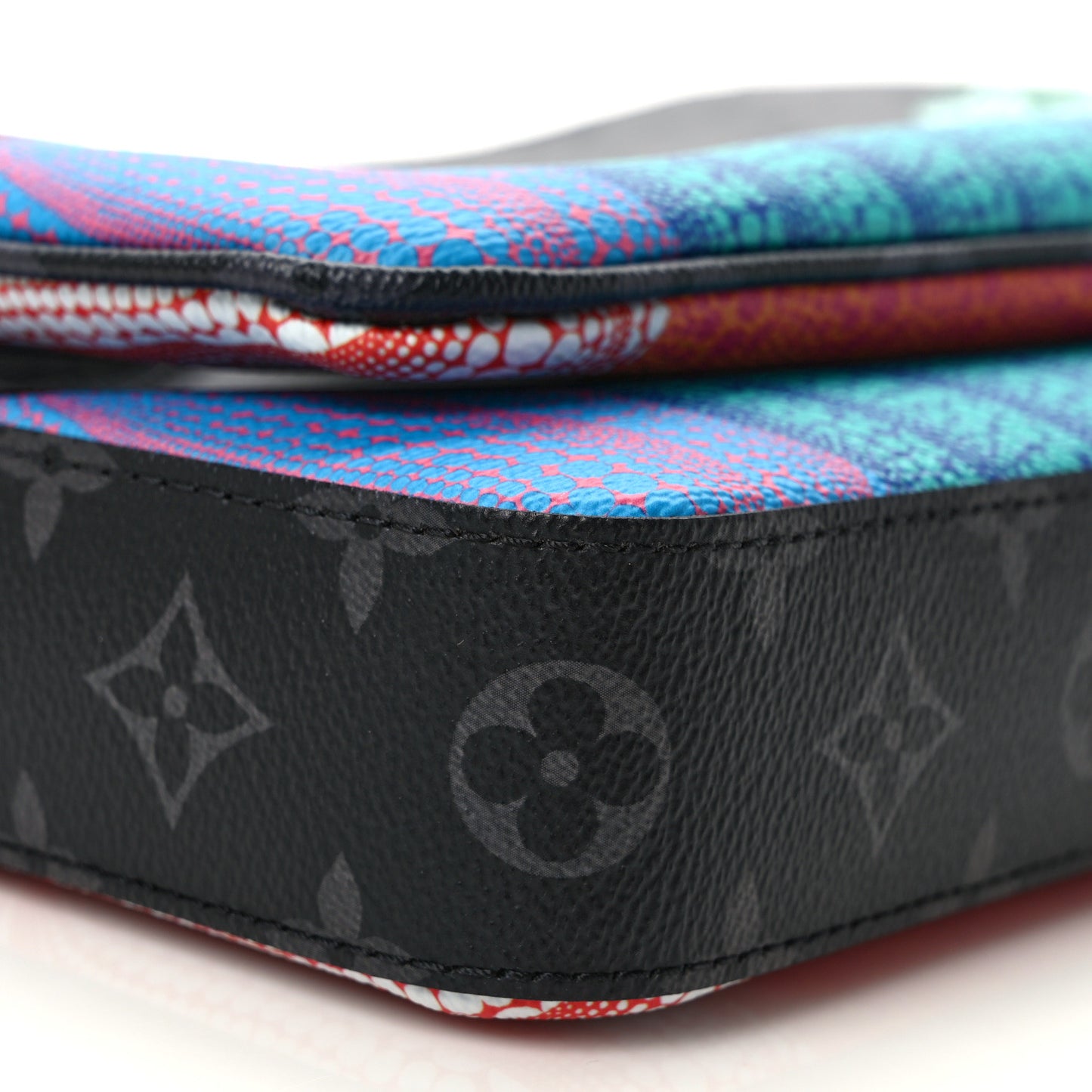 LV x YK Monogram Eclipse Reverse Pumpkin Trio Messenger