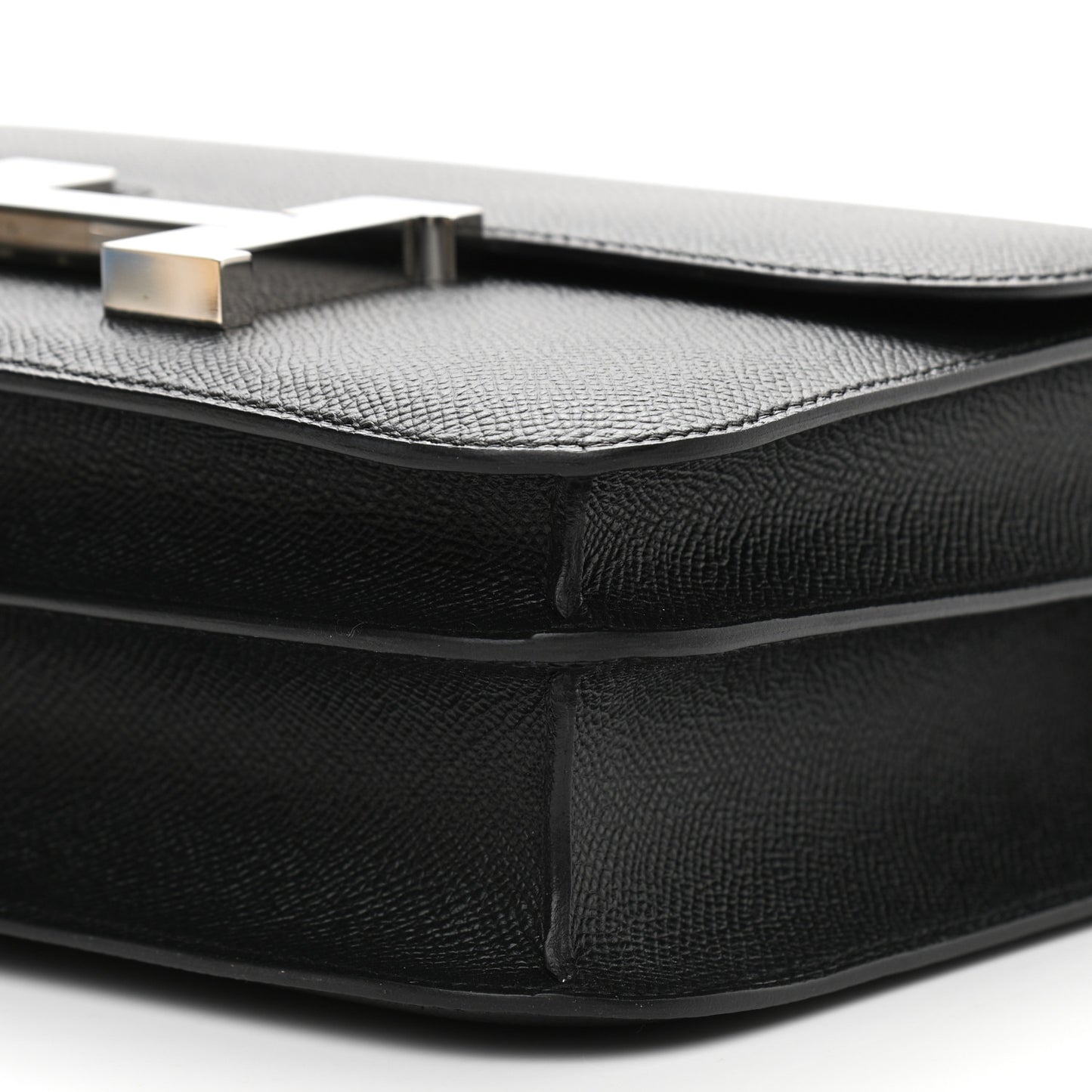 Epsom Constance 24 Black