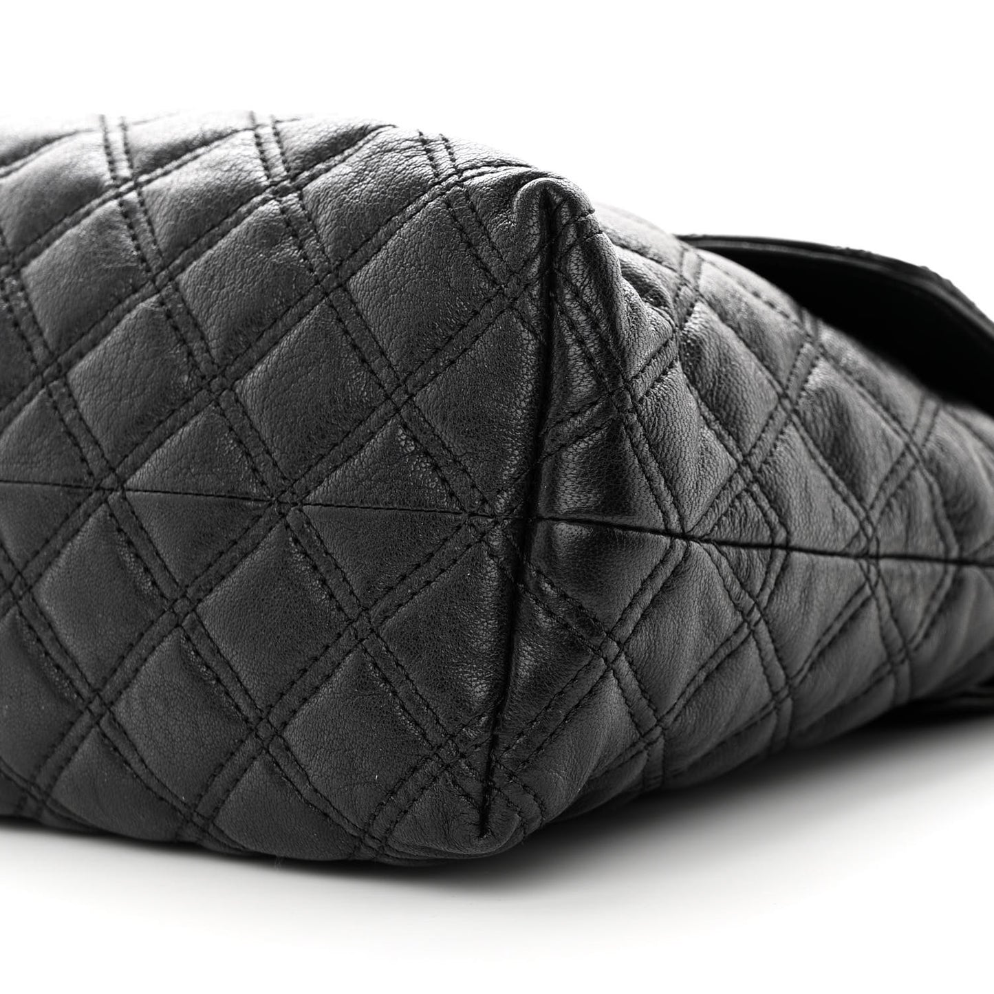 Lambskin Quilted The XL Single Flap Black