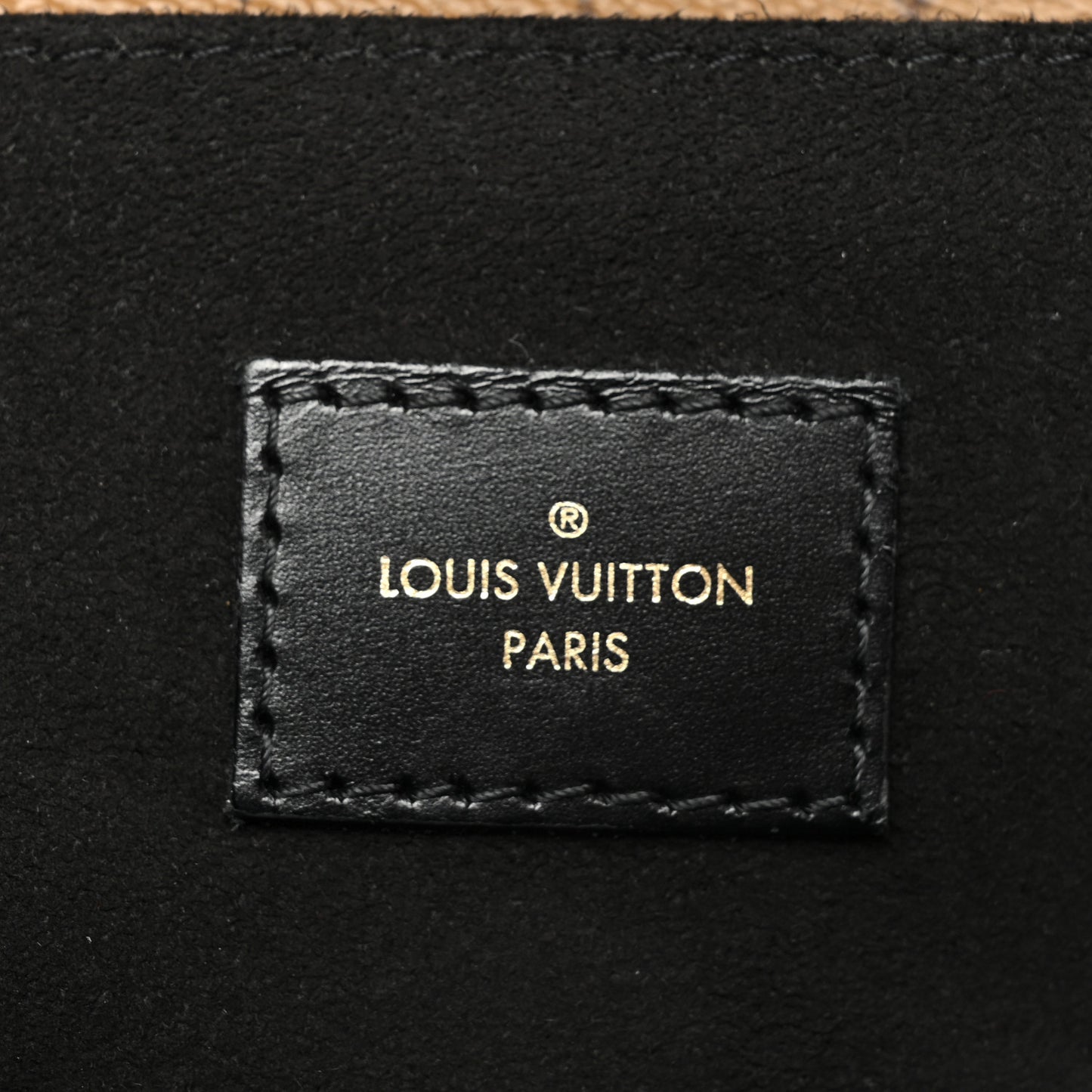 Reverse Monogram Pochette Metis