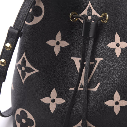 Louis Vuitton Empreinte Monogram Giant Neonoe MM Black Beige 11 of 11