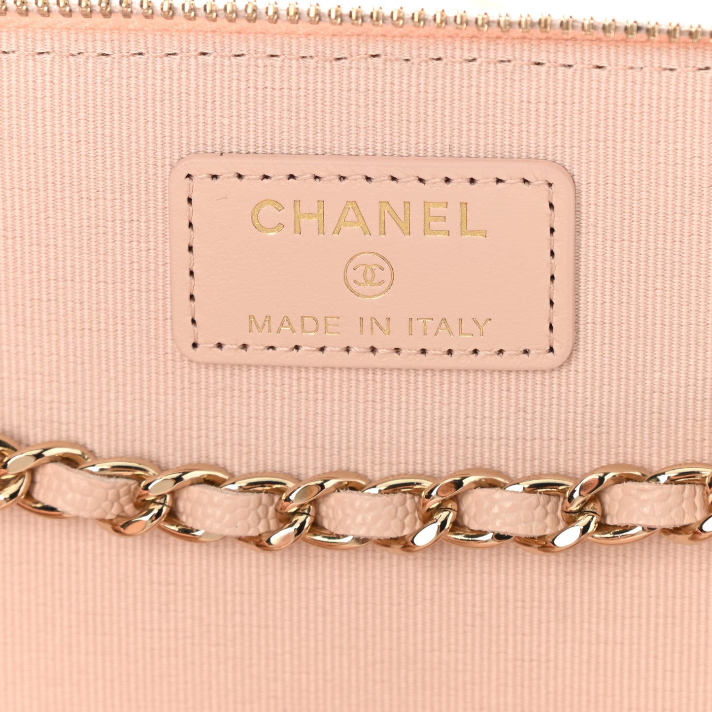 Caviar Quilted Small Vanity Case With Chain Light Beige