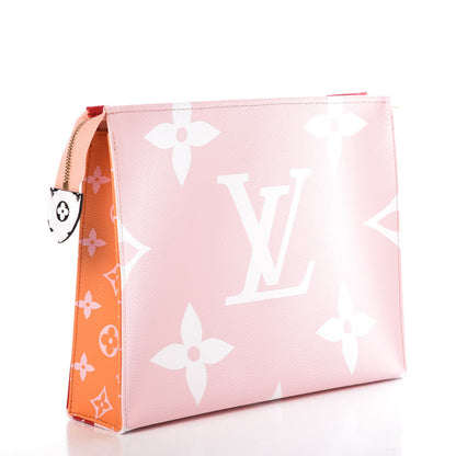 Louis Vuitton Monogram Giant Toiletry Pouch 26 Rouge 3 of 9