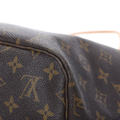 Louis Vuitton Monogram Neverfull MM 10 of 23